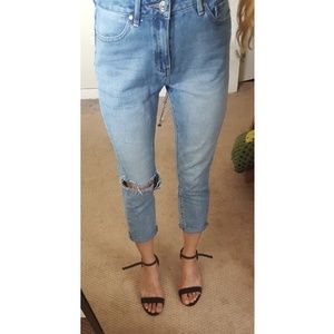 High retro vintage style boyfriend mom jeans